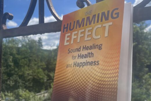 The Humming Effect. Nucenie. Pieśń Duszy.